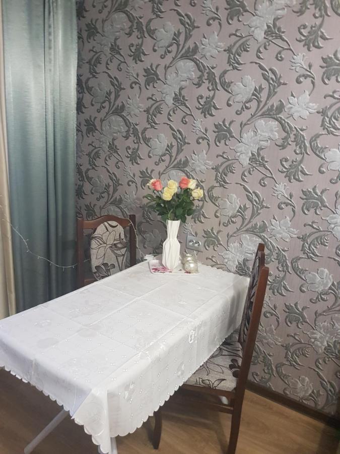 2Х Комнатная С Ремонтом В Центре.Renovated, Center Apartamento Khmelʼnytsʼkyy Exterior foto
