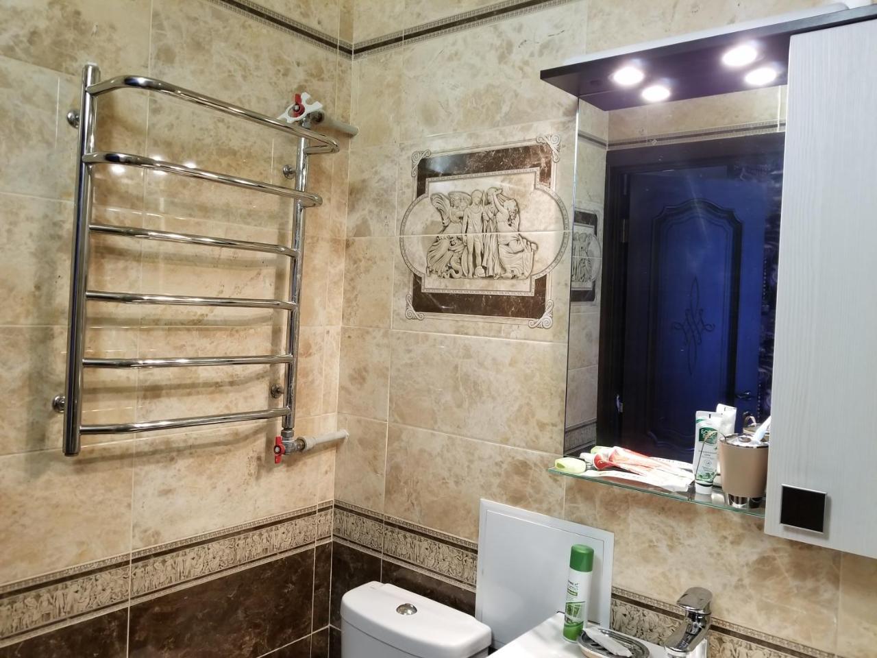 2Х Комнатная С Ремонтом В Центре.Renovated, Center Apartamento Khmelʼnytsʼkyy Exterior foto